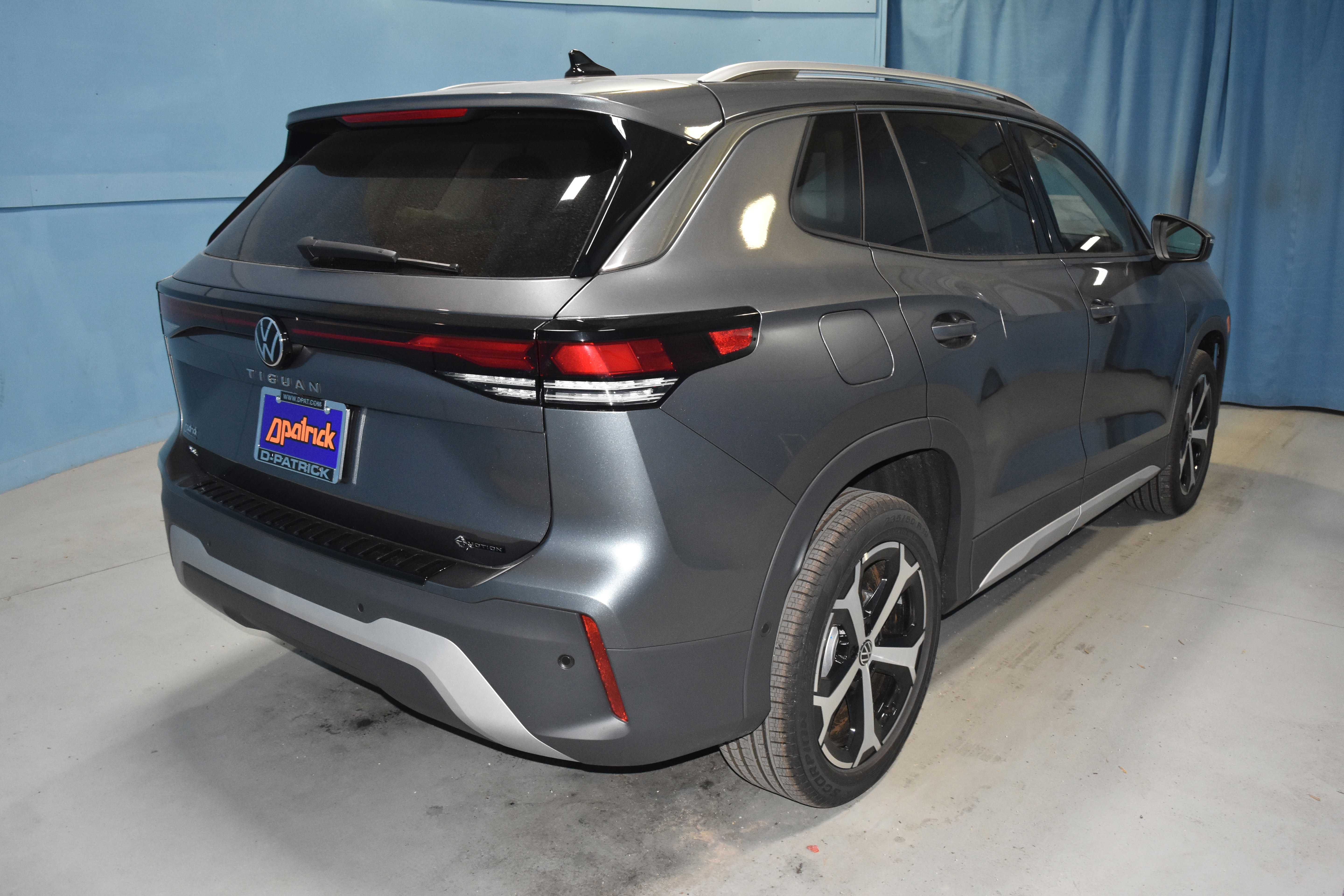 New 2026 Volkswagen Tiguan SE AWD/4WD image 21