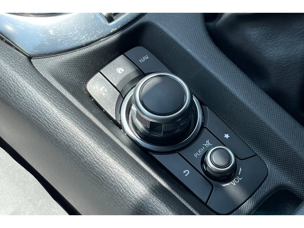 Used 2020 MAZDA MX-5 Miata RF Club RWD image 28