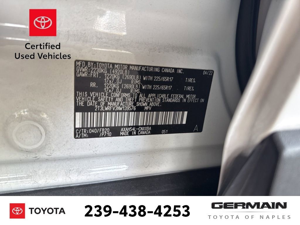 Used 2022 Toyota RAV4 LE AWD/4WD image 22