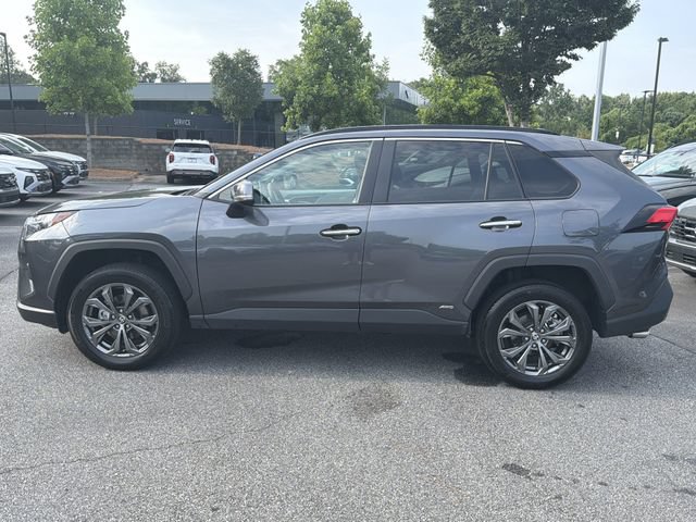 Used 2022 Toyota RAV4 Limited AWD/4WD image 4