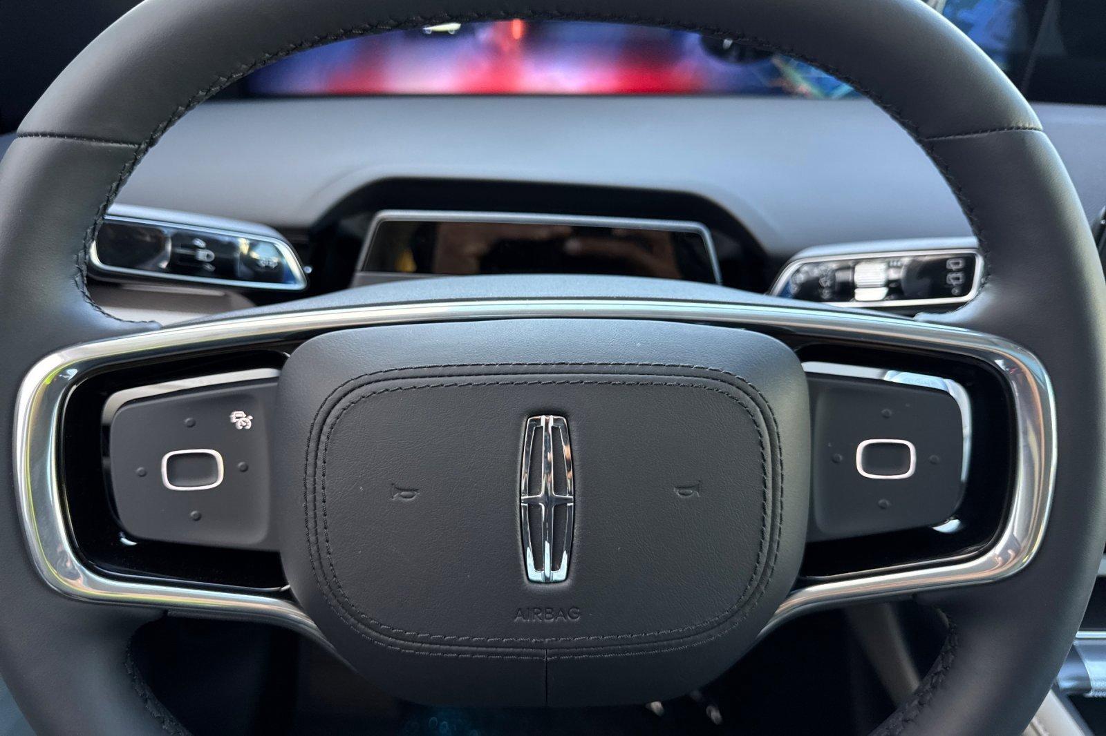 New 2026 Lincoln Nautilus Premier w/ Equipment Group 102A image 23