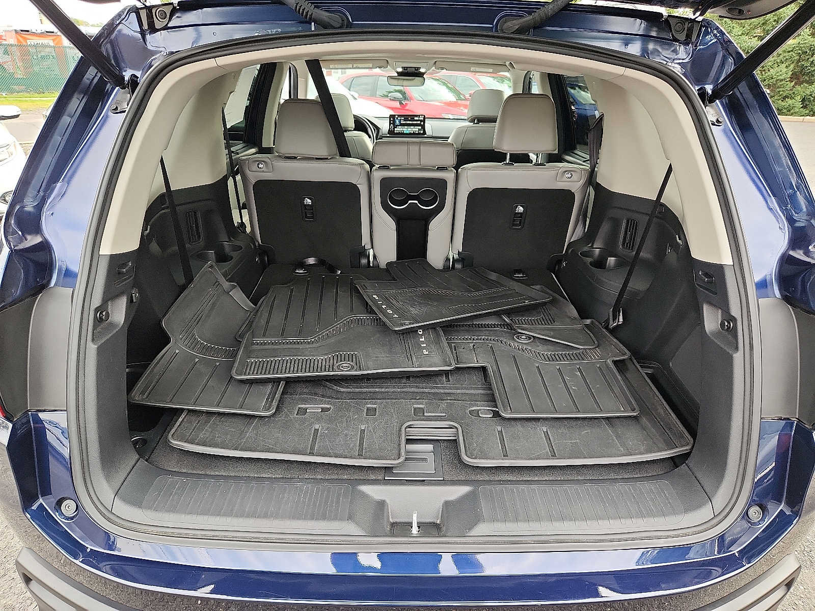 Certified 2023 Honda Pilot Touring image 27