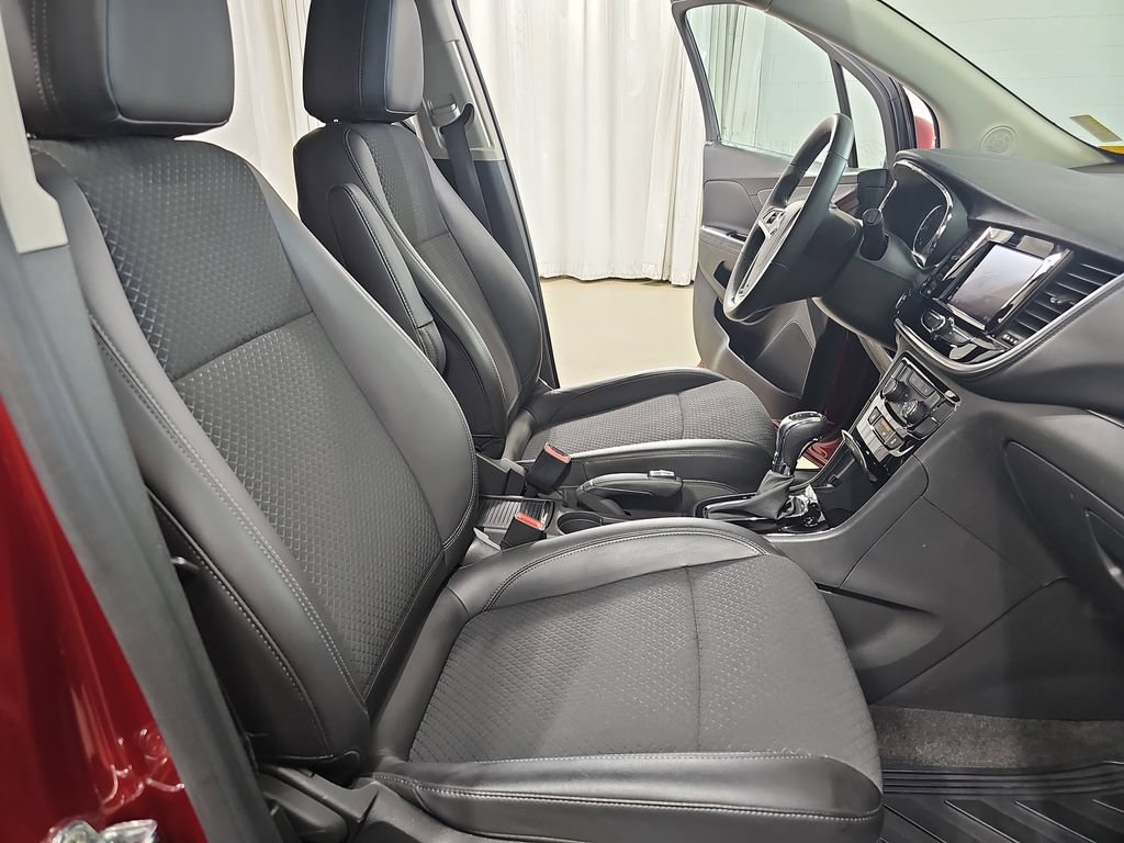 Used 2022 Buick Encore Preferred w/ Safety Package AWD/4WD image 13