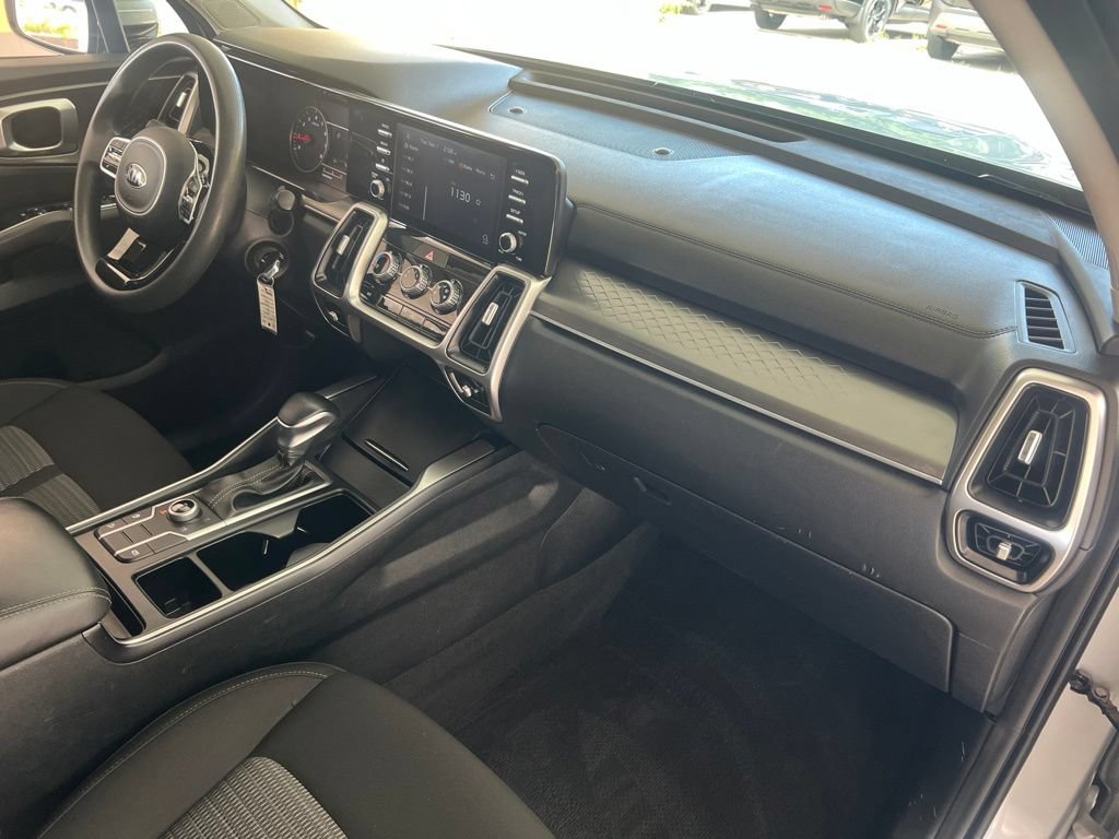 Certified 2021 Kia Sorento LX AWD/4WD image 21