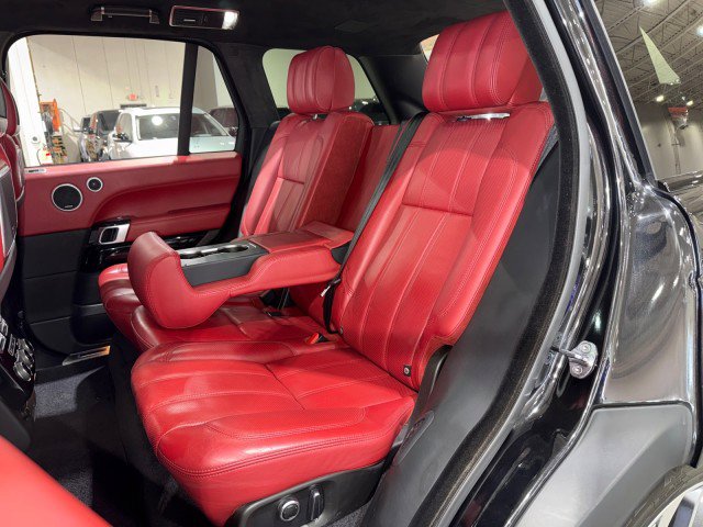 Used 2016 Land Rover Range Rover Autobiography image 11