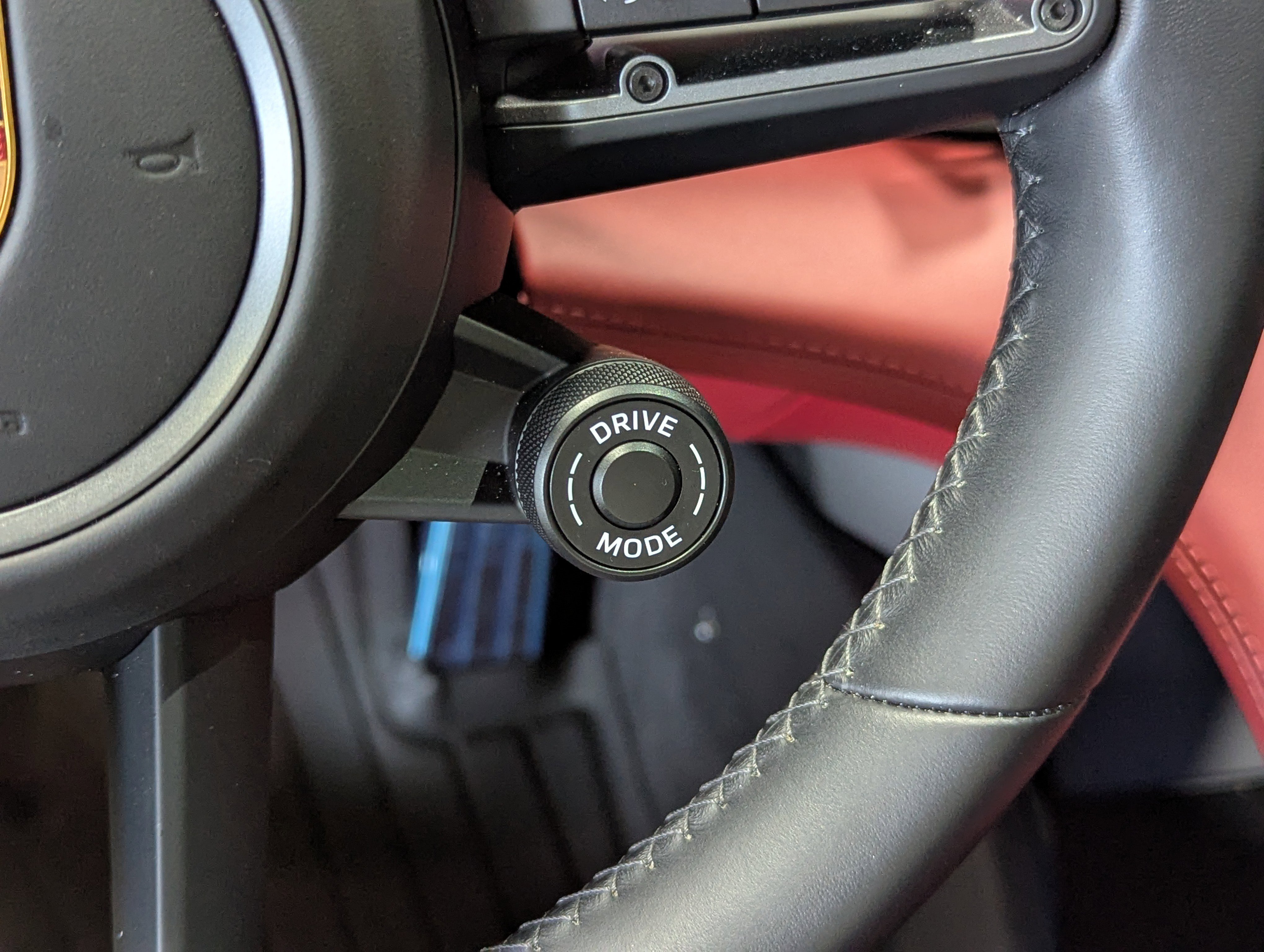 Used 2025 Porsche Taycan 4S image 41