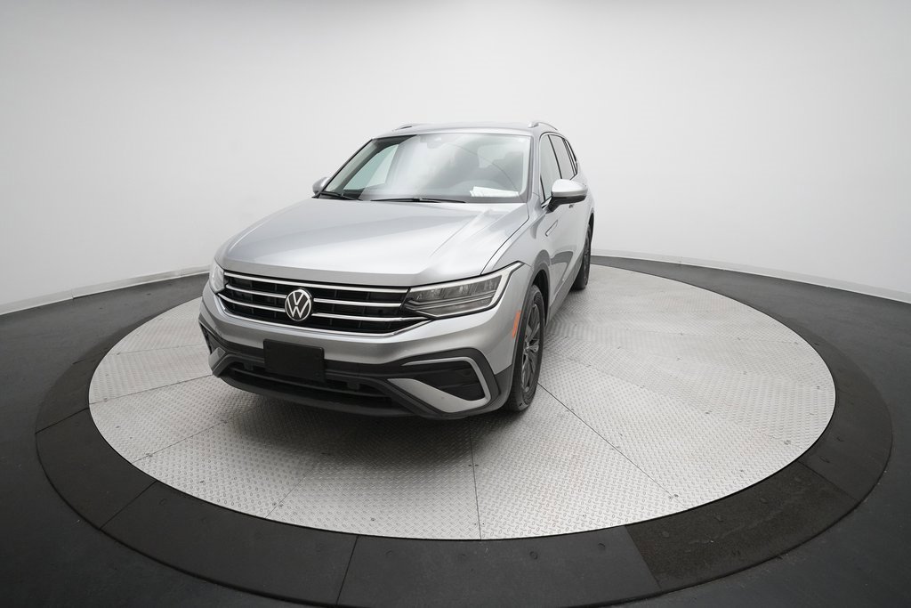 Used 2024 Volkswagen Tiguan SE image 34