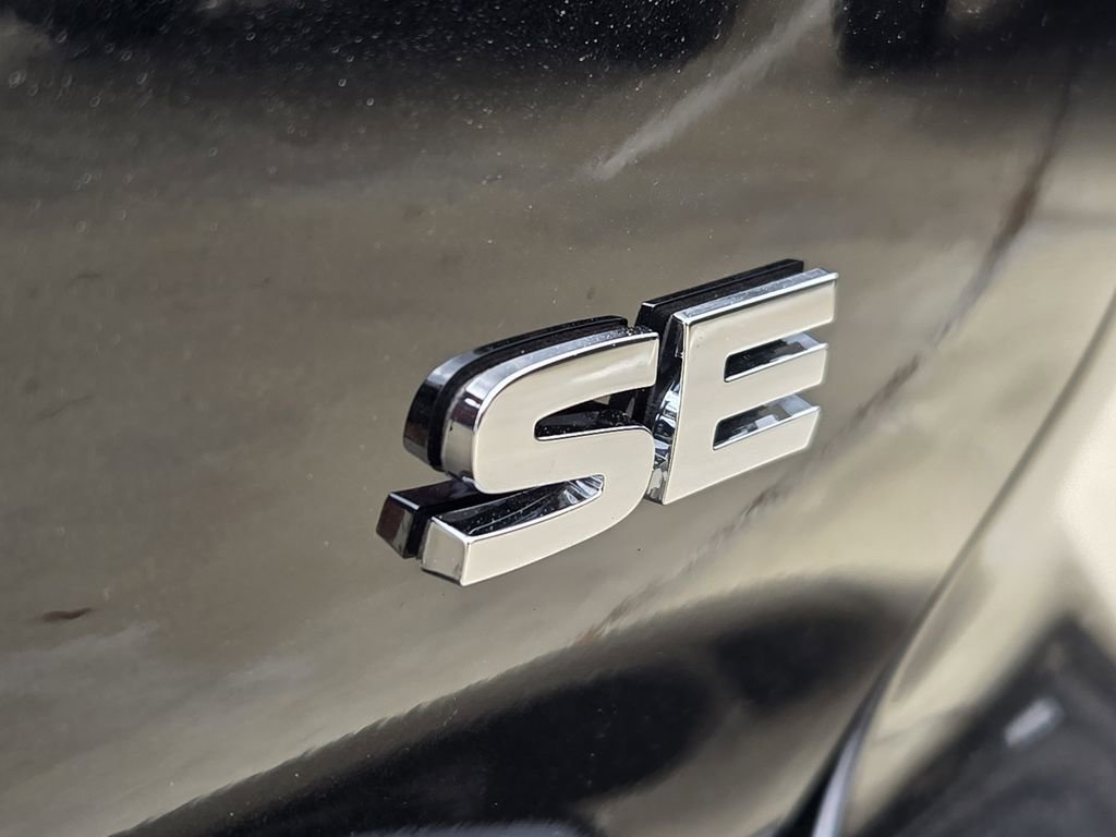 New 2026 Mitsubishi Outlander LE image 8