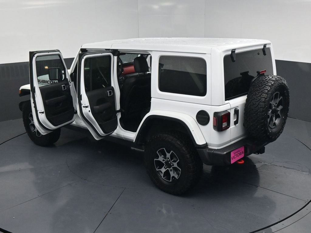 Used 2022 Jeep Wrangler Unlimited Rubicon w/ Cold Weather Group AWD/4WD image 24