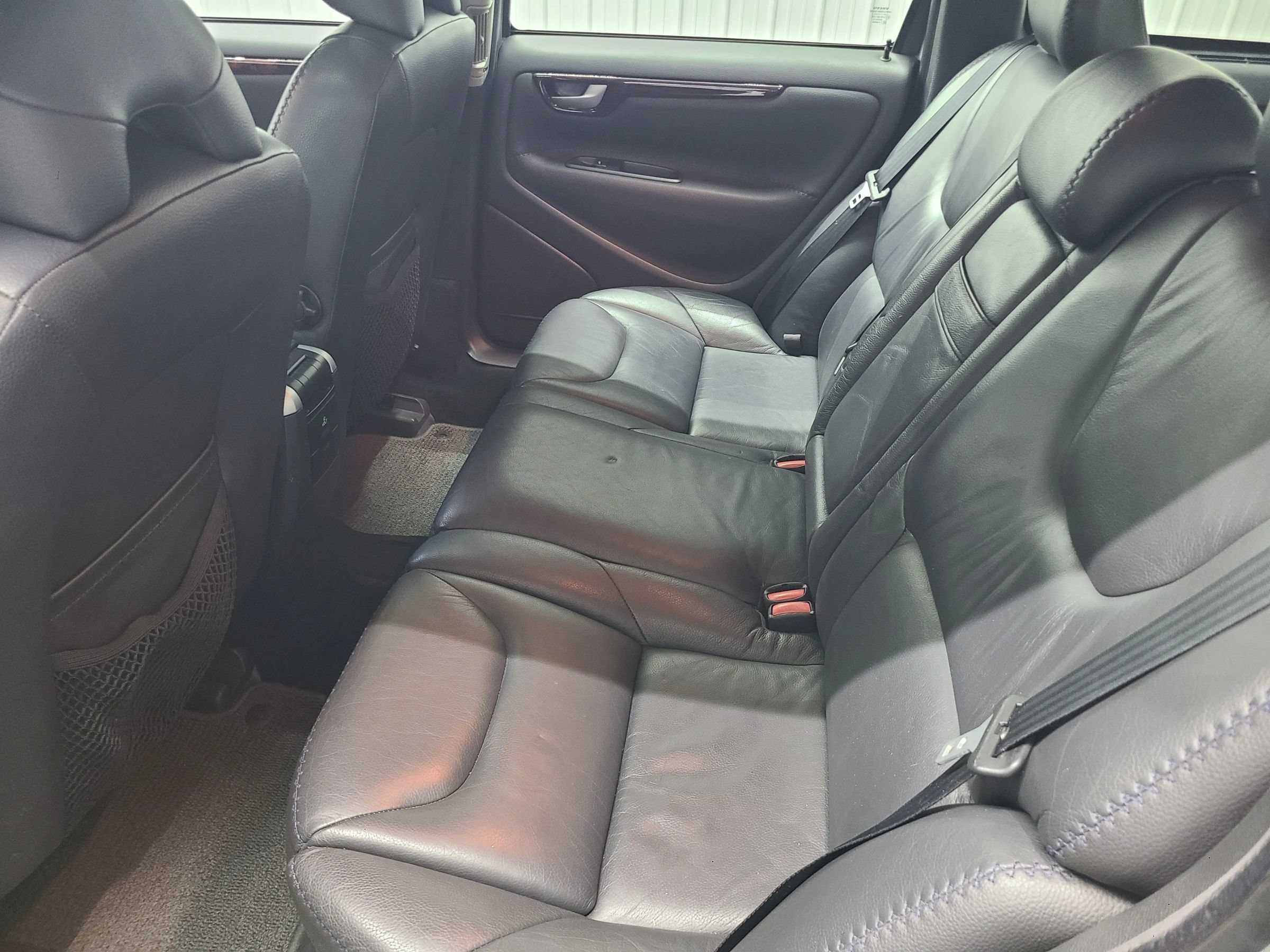 Used 2006 Volvo XC70 Ocean Race Edition AWD/4WD image 33