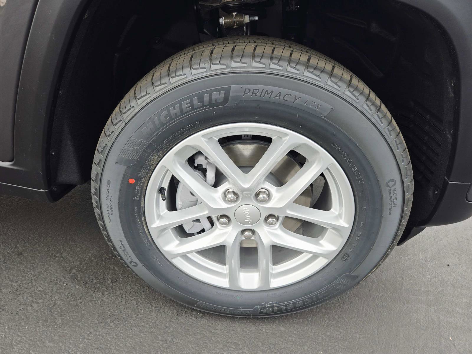 New 2026 Jeep Grand Cherokee Laredo X image 17