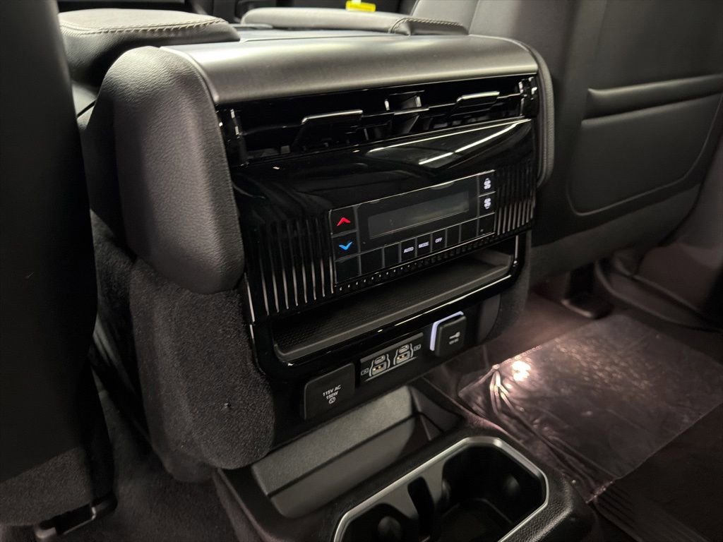 New 2026 Jeep Grand Wagoneer L 2WD image 14