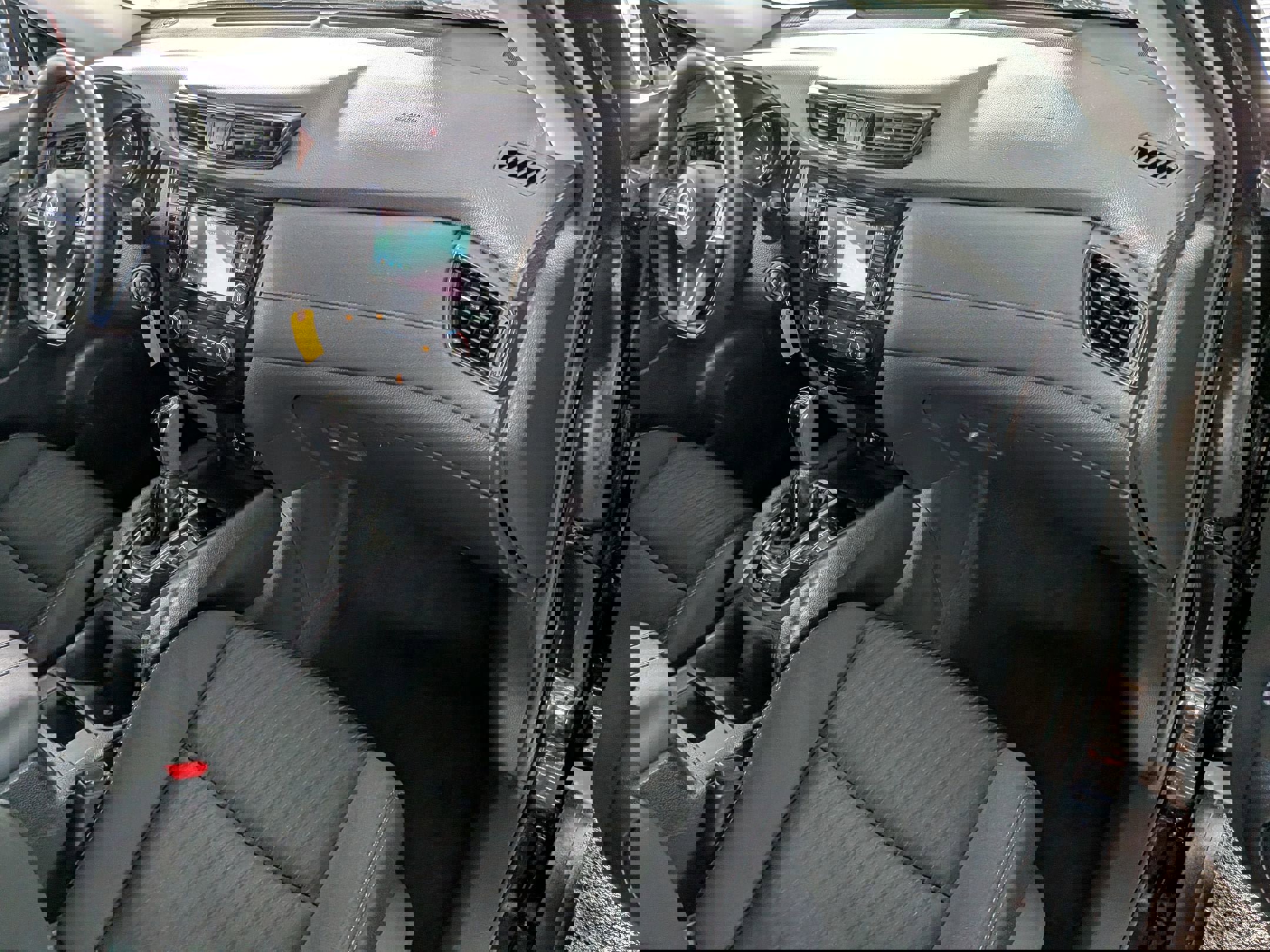 Used 2018 Nissan Rogue S image 34