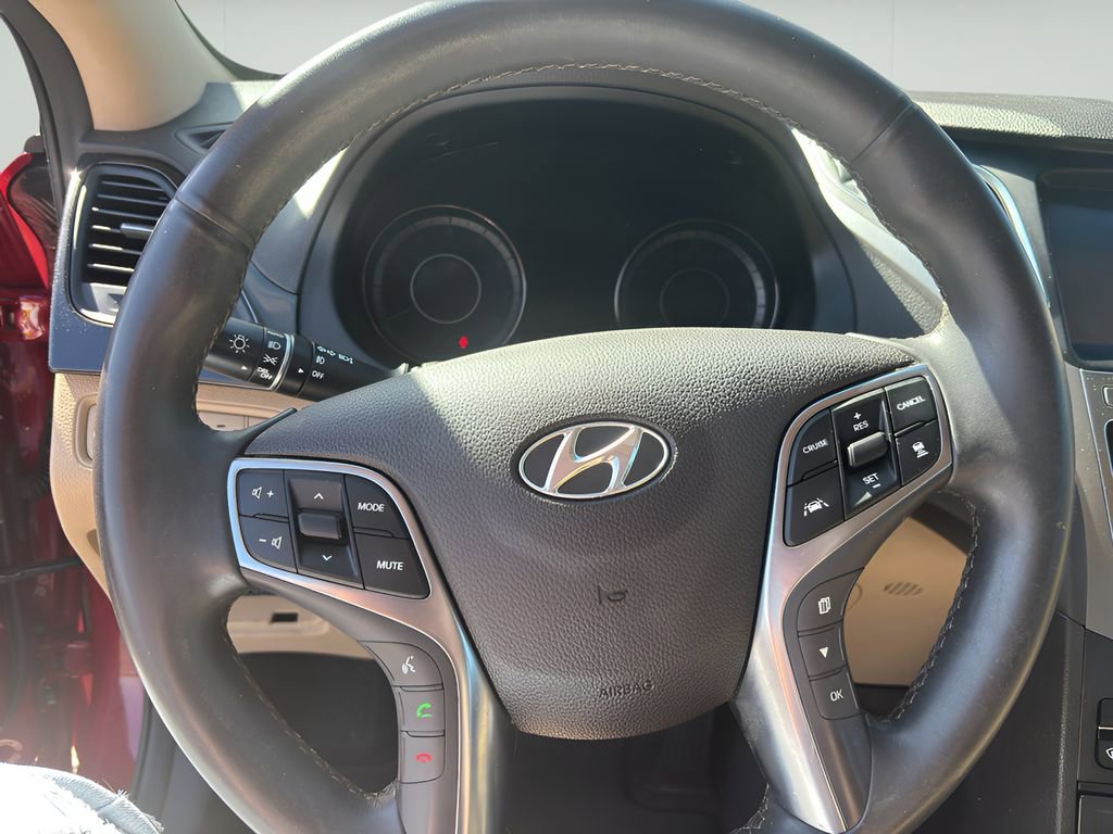 Used 2016 Hyundai Azera Limited FWD image 11