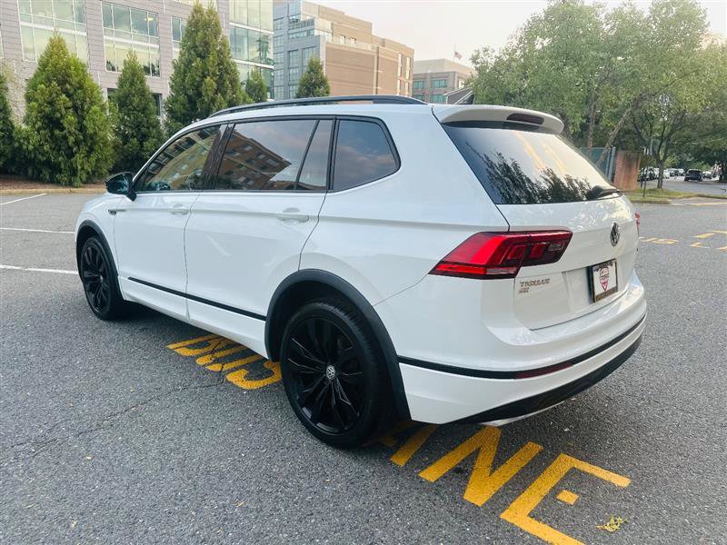 Used 2021 Volkswagen Tiguan SE R-Line image 10