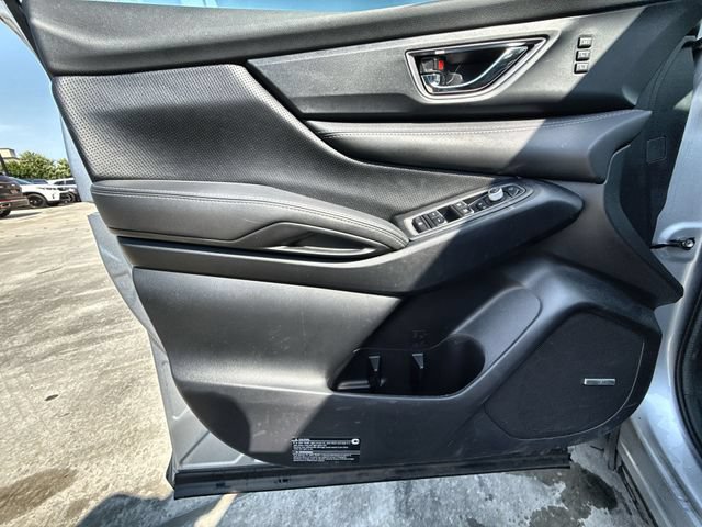 Used 2025 Subaru Ascent Limited AWD/4WD image 13