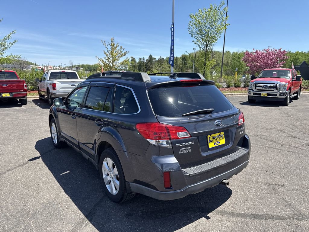 Used 2011 Subaru Outback 2.5i Limited w/ PWR Moonroof Pkg AWD/4WD image 13