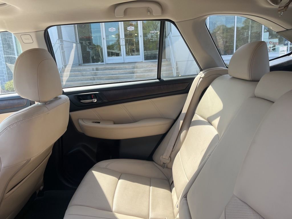 Used 2018 Subaru Outback 2.5i Limited image 11