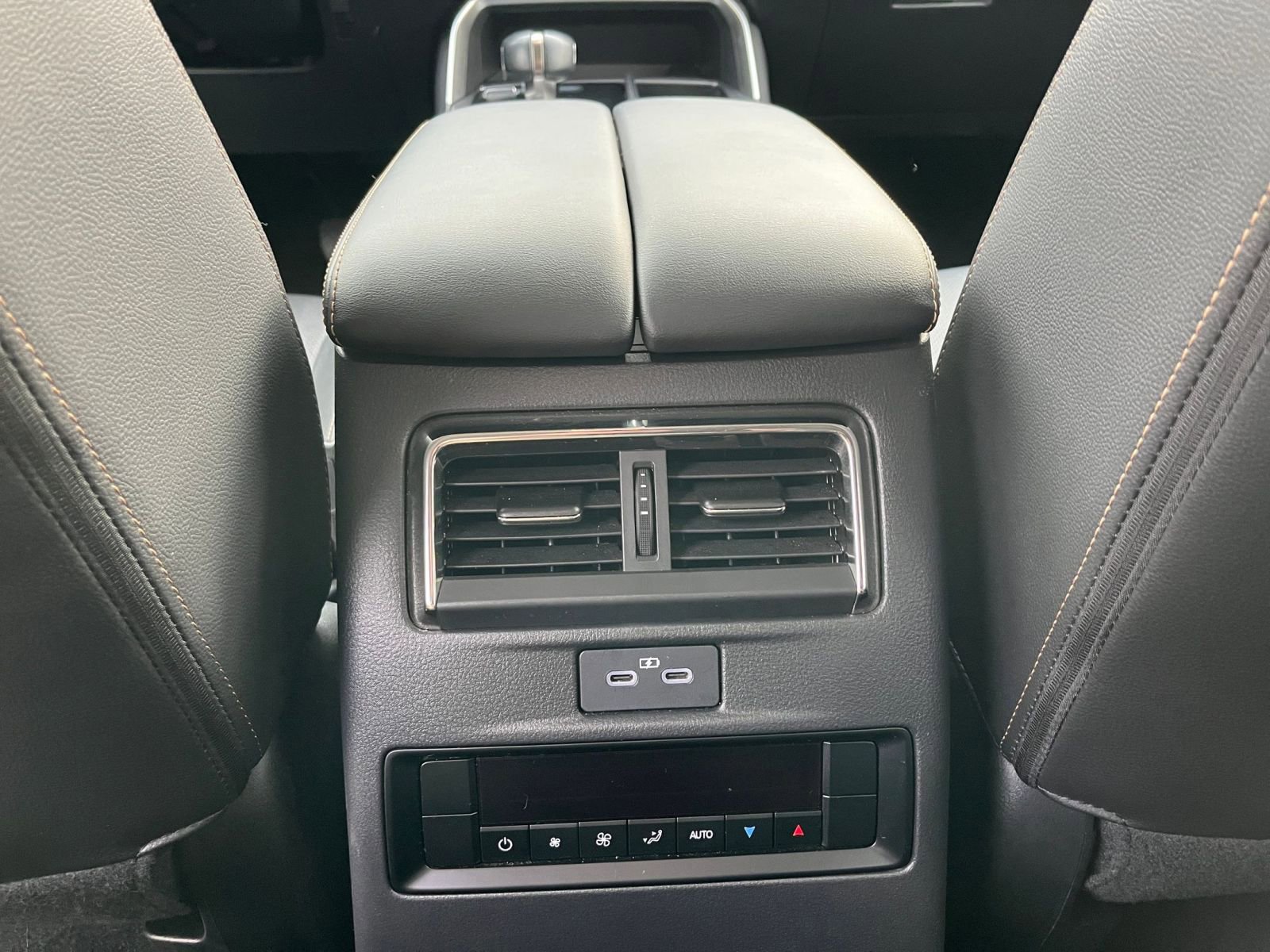 Used 2025 MAZDA CX-70 3.3 Turbo w/ Preferred Package image 24