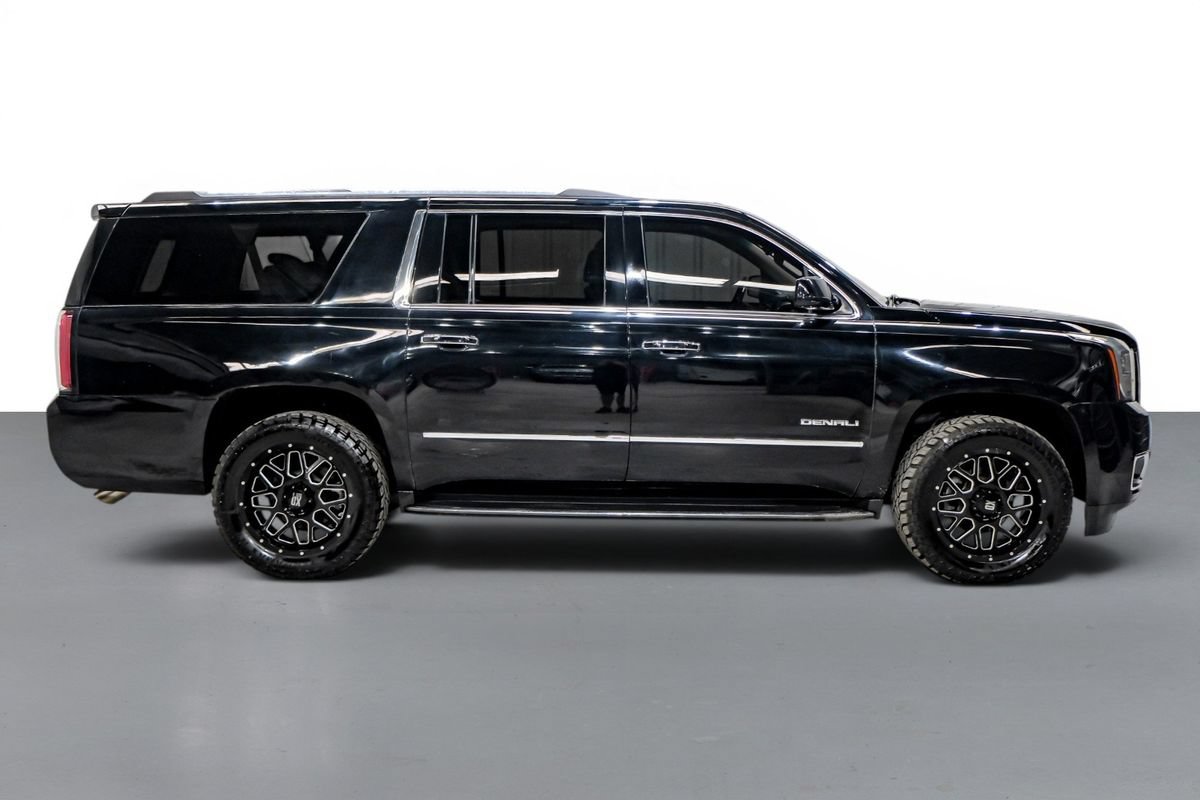 Used 2017 GMC Yukon XL Denali w/ Open Road Package AWD/4WD image 5