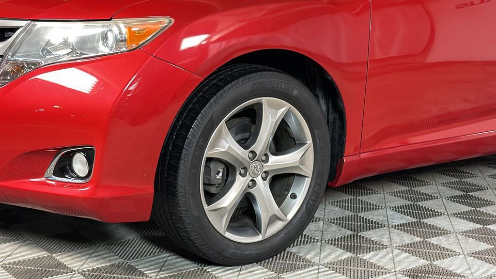 Used 2015 Toyota Venza XLE image 4