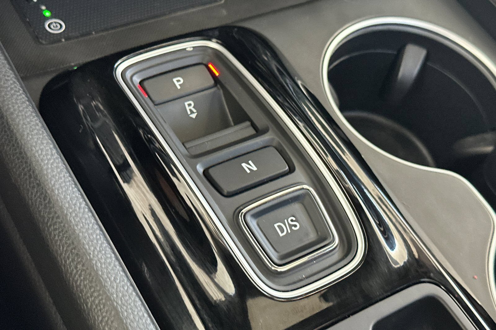 Certified 2025 Honda Pilot Touring image 20