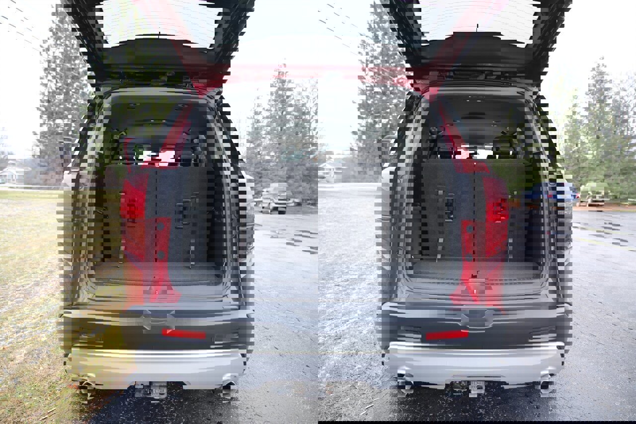 Used 2018 GMC Acadia SLE w/ LPO, Floor Liner Package image 20