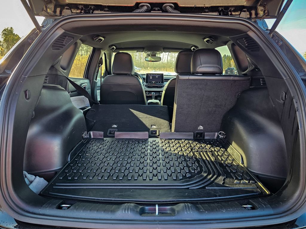 Used 2024 Jeep Compass Latitude image 33