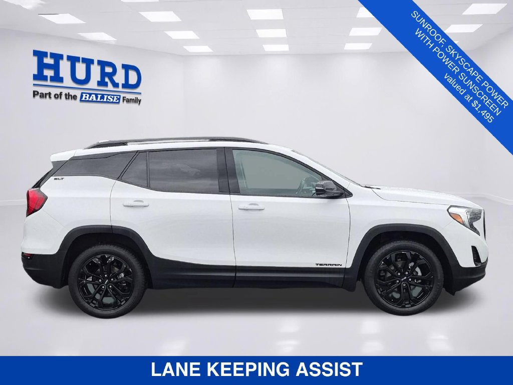 Used 2021 GMC Terrain SLT w/ Infotainment Package II AWD/4WD image 3