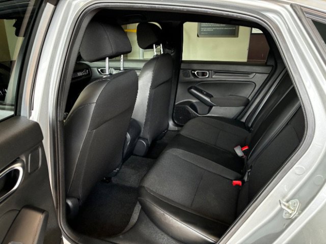 Used 2025 Honda Civic Sport image 28