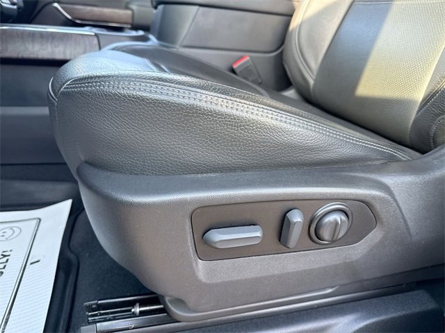 Used 2022 GMC Sierra 2500 Denali w/ Denali Ultimate Package image 12