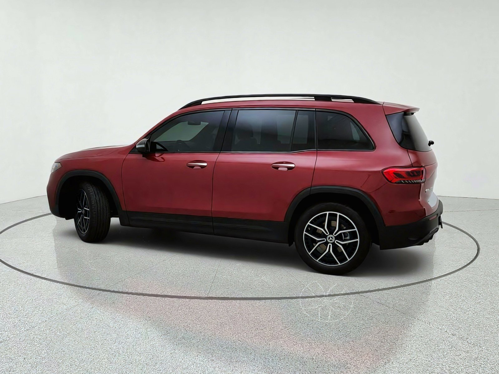 Used 2023 Mercedes-Benz EQB 350 4MATIC SUV image 13