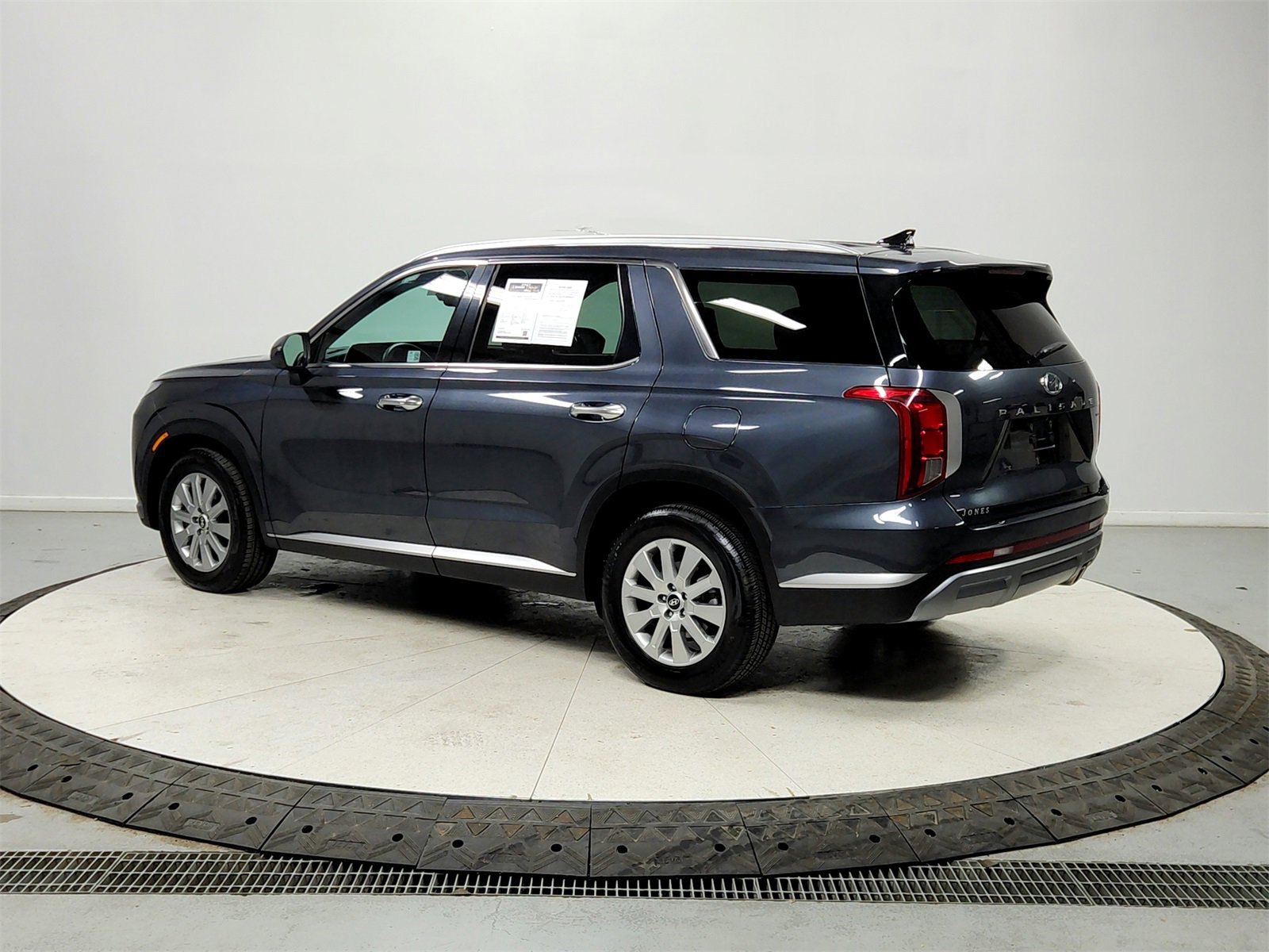 Used 2024 Hyundai Palisade SEL image 5
