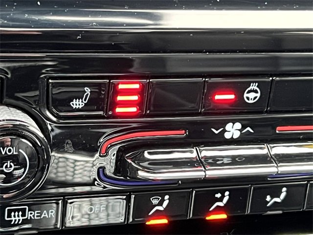 Certified 2023 Jeep Grand Cherokee L Limited image 31