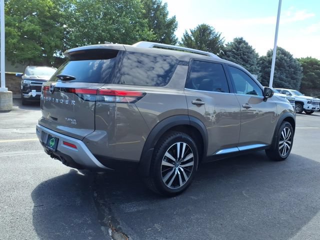 Used 2023 Nissan Pathfinder Platinum w/ Cargo Package AWD/4WD image 5