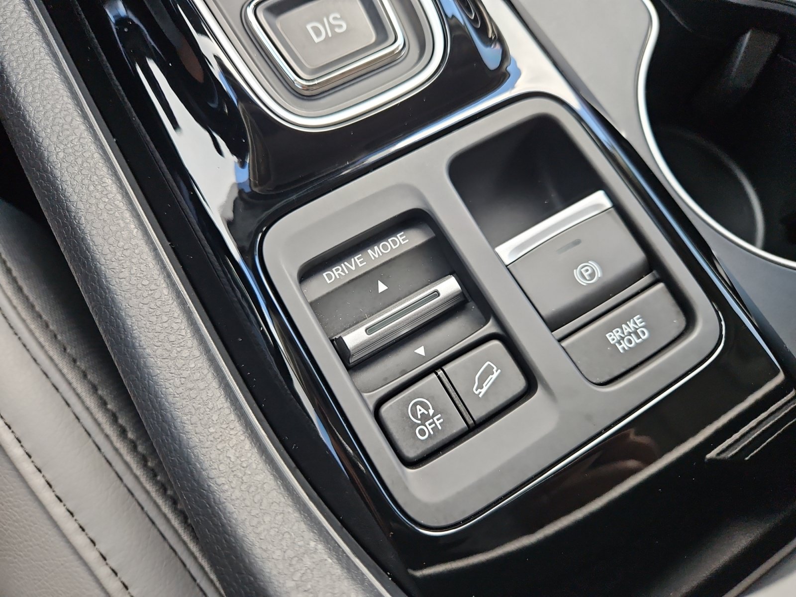 Used 2024 Honda Pilot Touring image 18