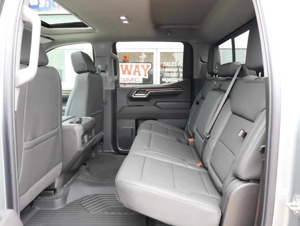 New 2026 Chevrolet Silverado 1500 LT Trail Boss w/ LT Trail Boss Premium Package AWD/4WD image 28