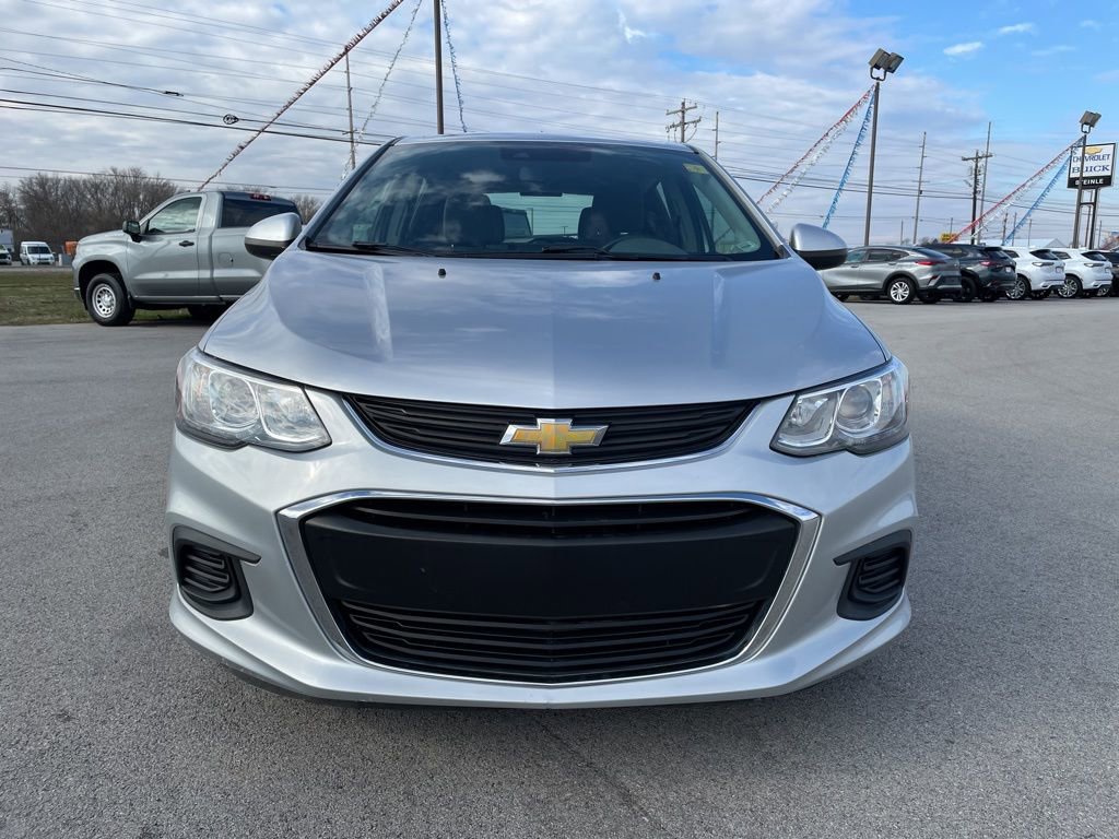 Used 2020 Chevrolet Sonic LT image 2