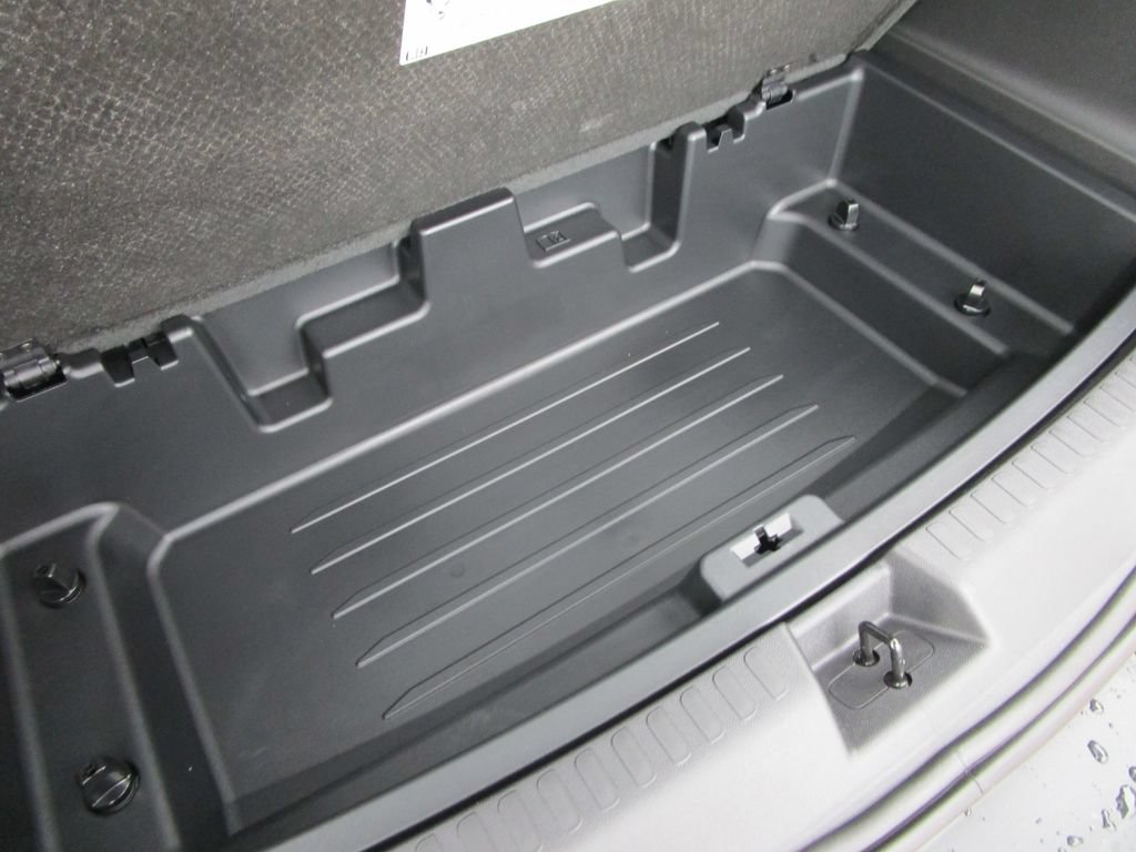 New 2026 GMC Acadia Elevation w/ Elevation Premium Package FWD image 15