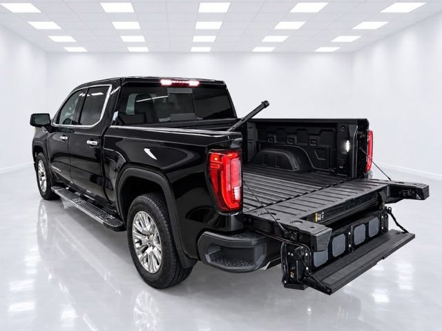 Used 2023 GMC Sierra 1500 Denali AWD/4WD image 13