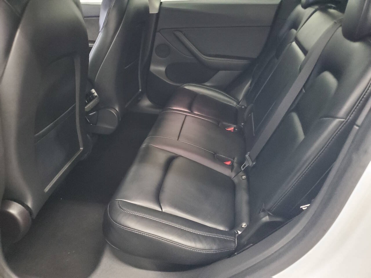 Used 2021 Tesla Model Y Long Range AWD/4WD image 12