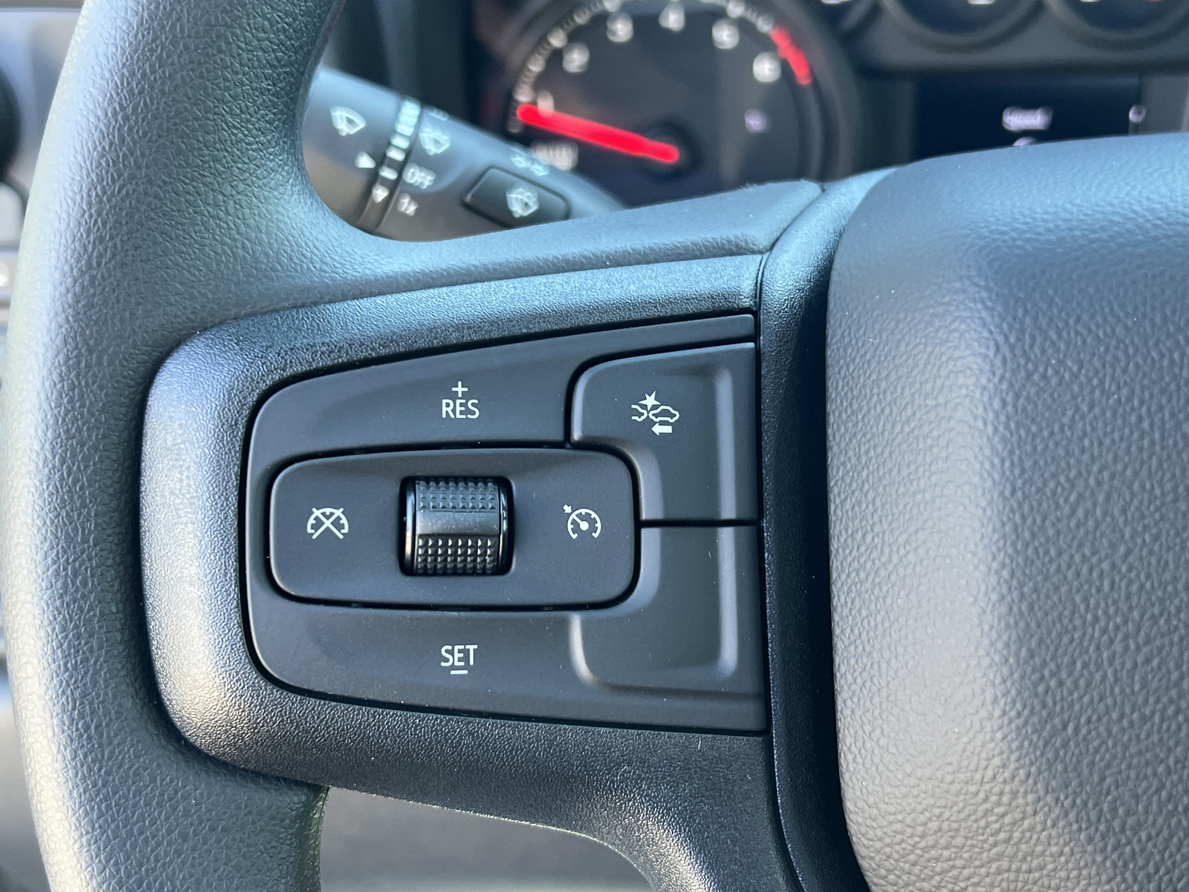 New 2026 Chevrolet Silverado 1500 Custom w/ Turbomax Blackout Package AWD/4WD image 20