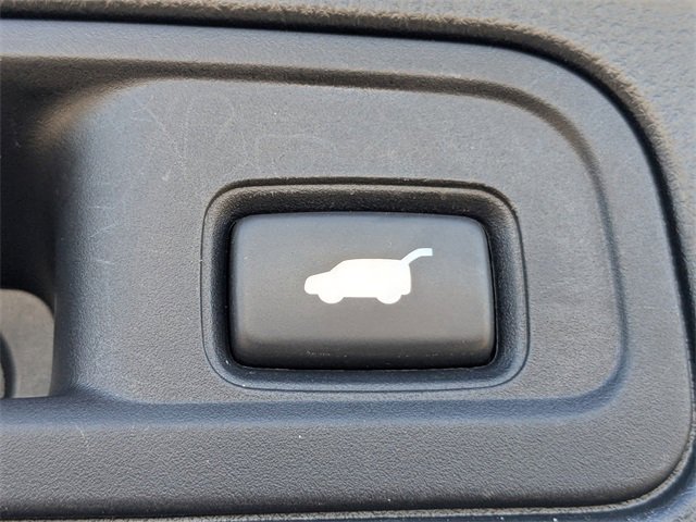 Used 2022 Honda Pilot Touring image 16