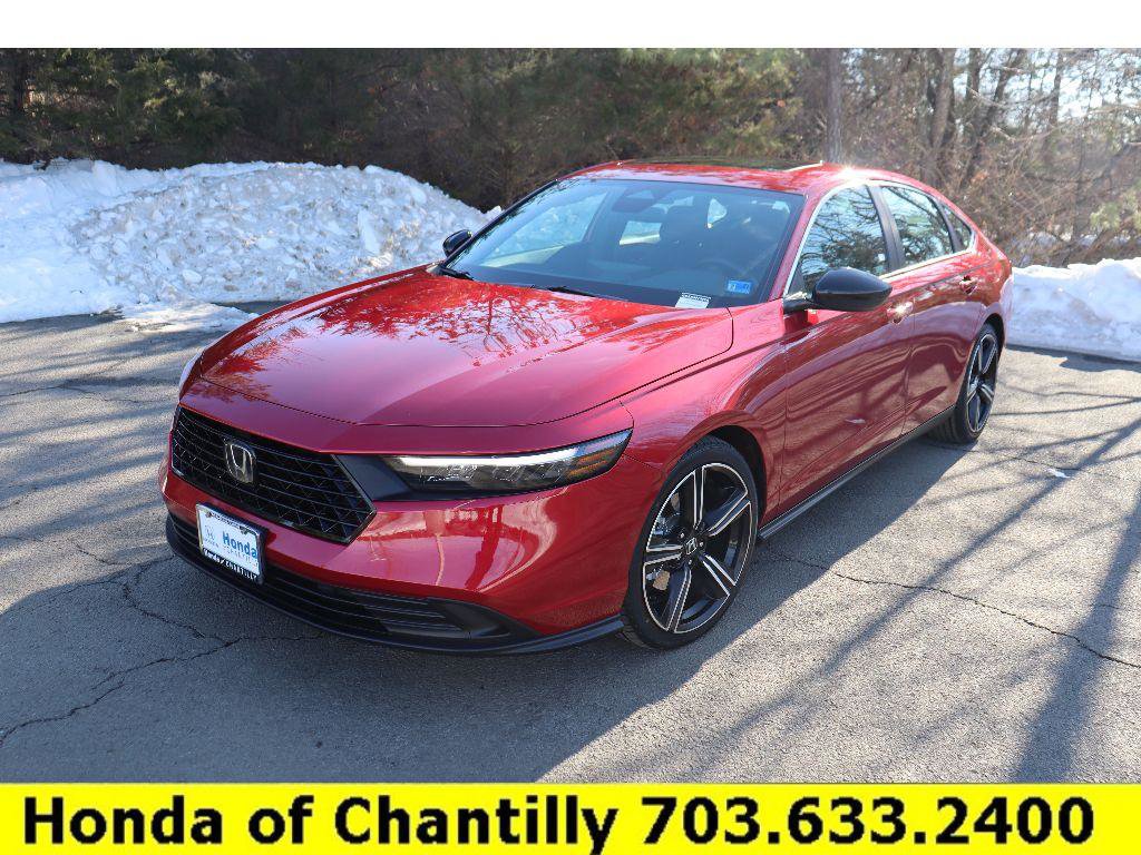 Used 2023 Honda Accord Sport image 3