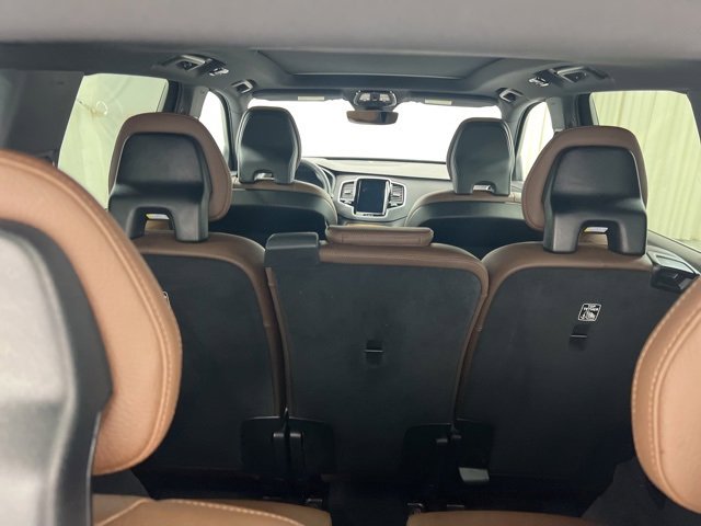 Used 2024 Volvo XC90 B6 Plus image 10