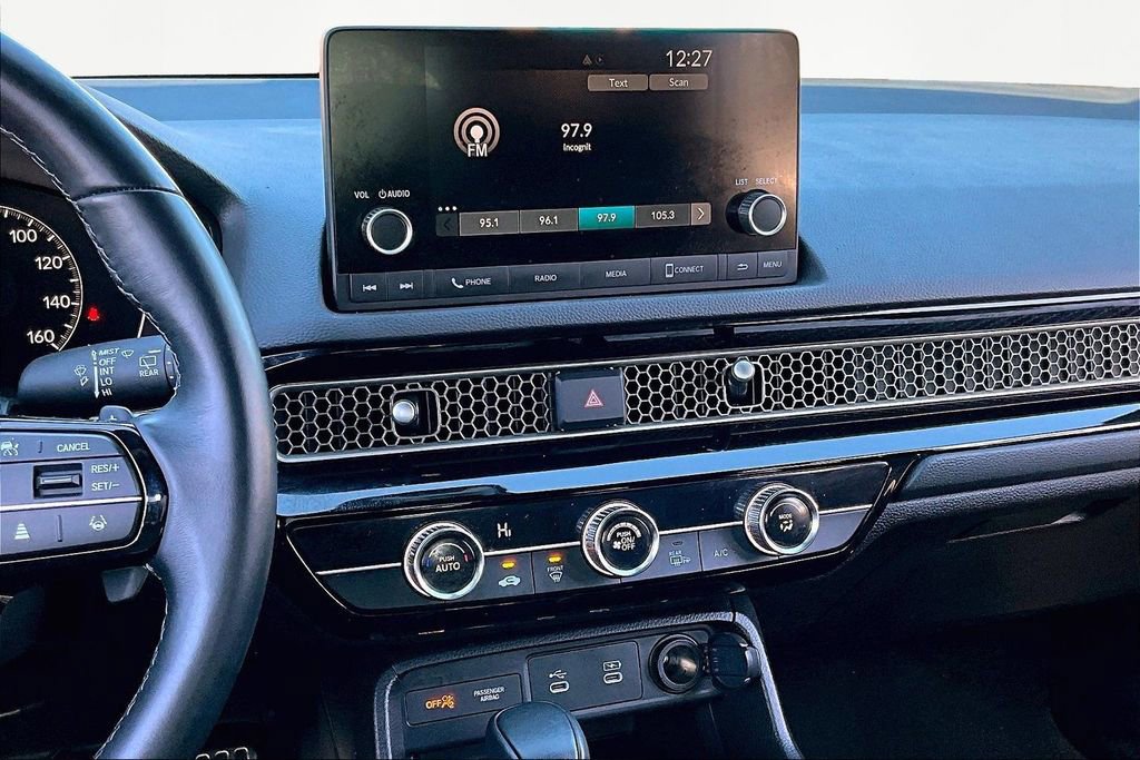 Used 2025 Honda Civic Sport image 10