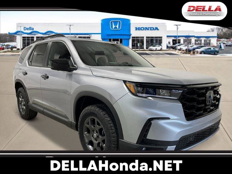 New 2025 Honda Pilot TrailSport