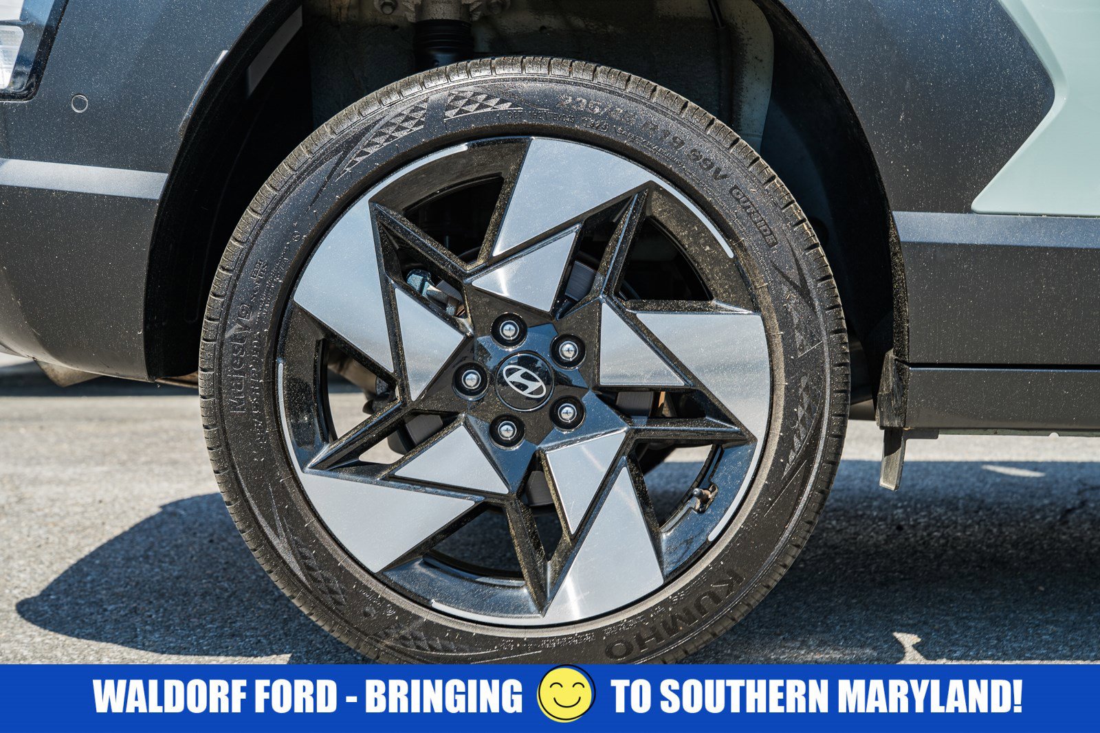 Used 2024 Hyundai Kona Limited AWD/4WD image 21