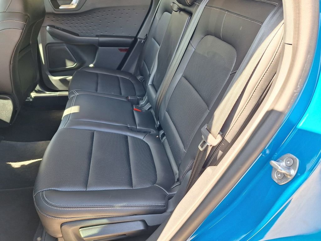 Used 2020 Ford Escape SEL image 23