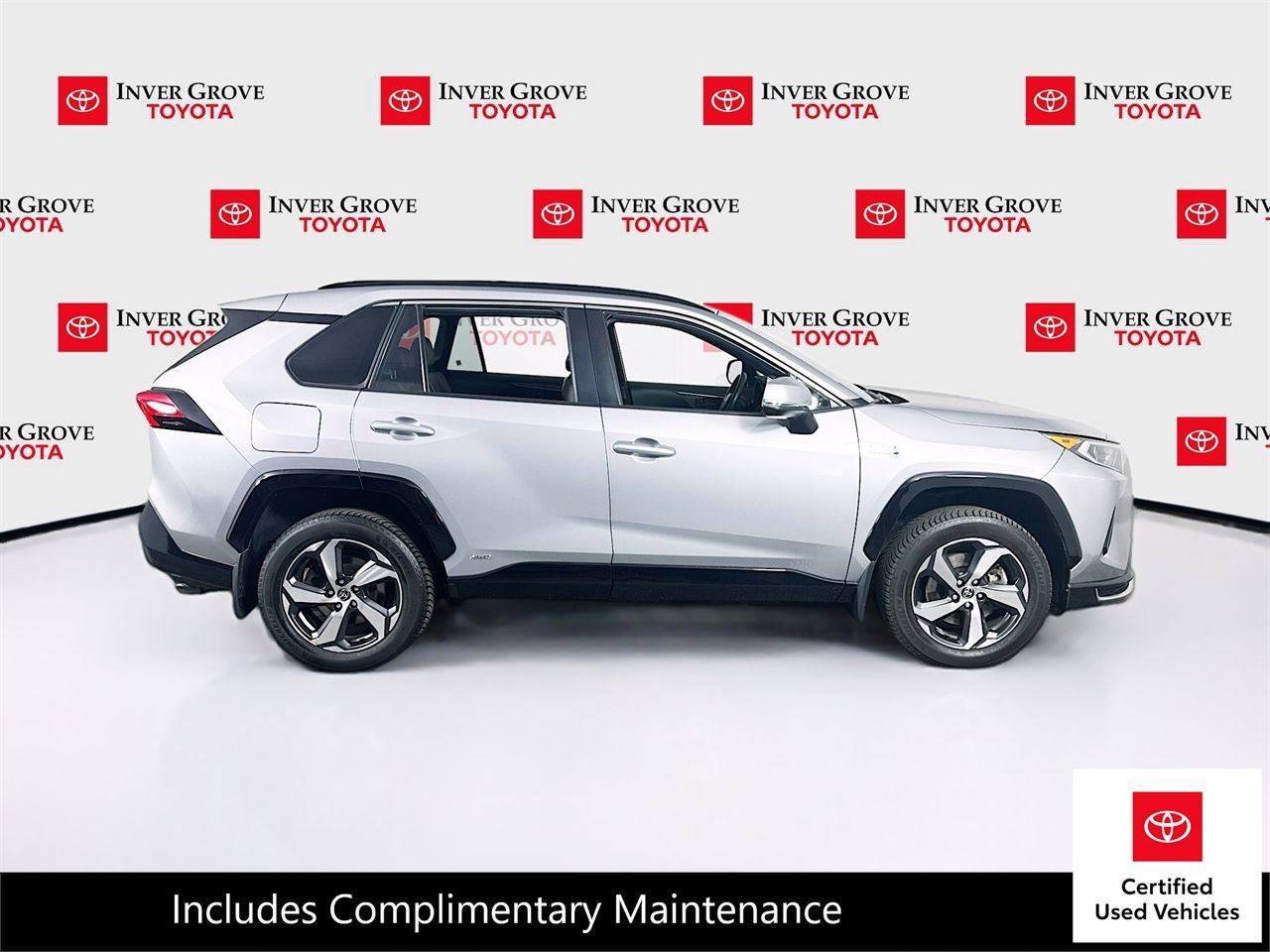 Certified 2021 Toyota RAV4 SE w/ Weather & Moonroof Package AWD/4WD image 4